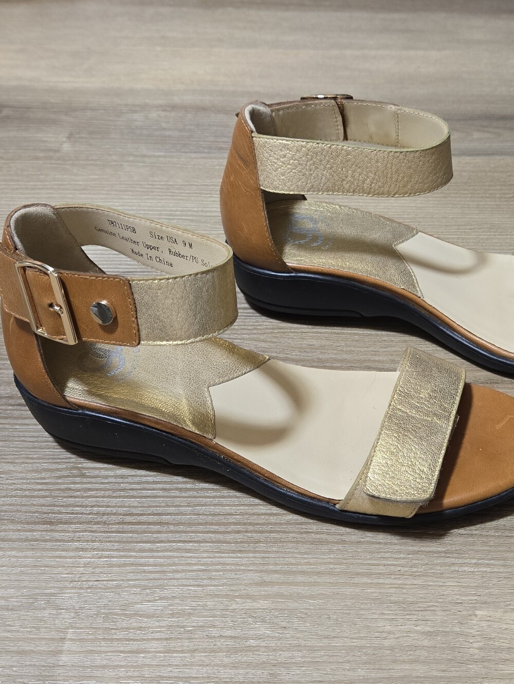 Women’s Gold & Tan Leather Ankle Strap Sandals - Picture 2 of 7